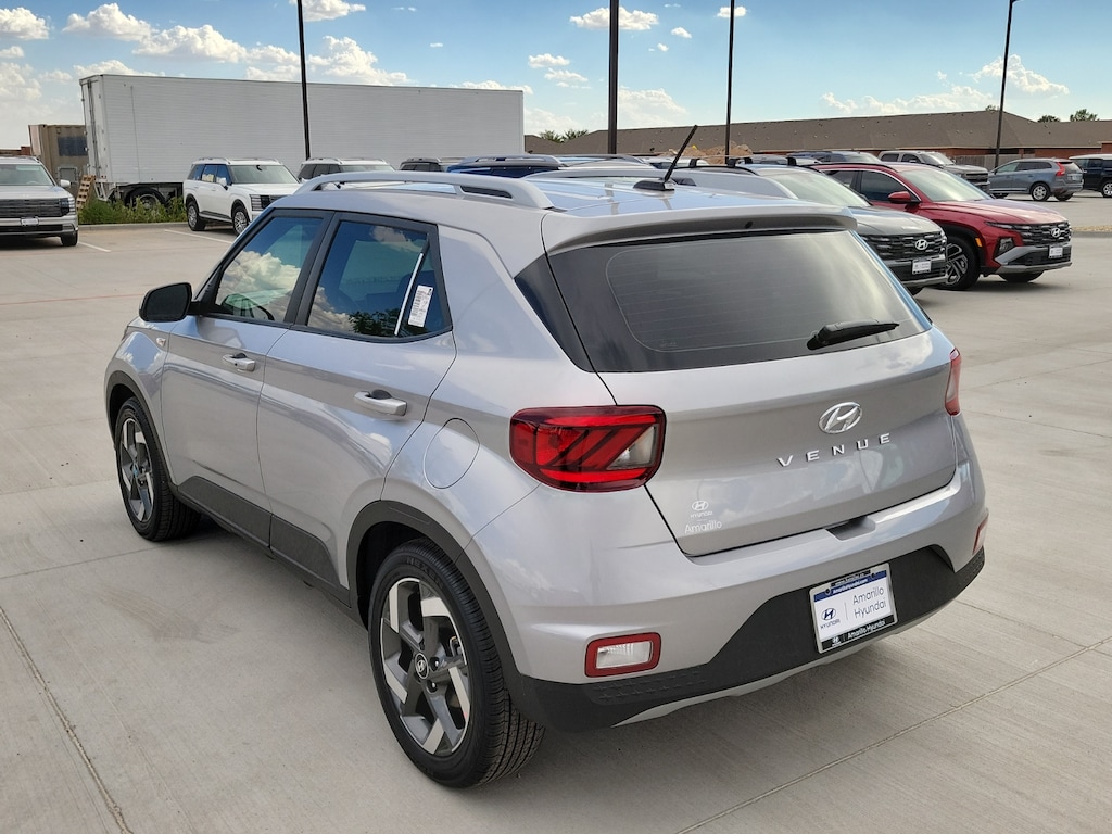 New 2026 Hyundai Venue SEL 4dr Front-Wheel Drive Sport Utility