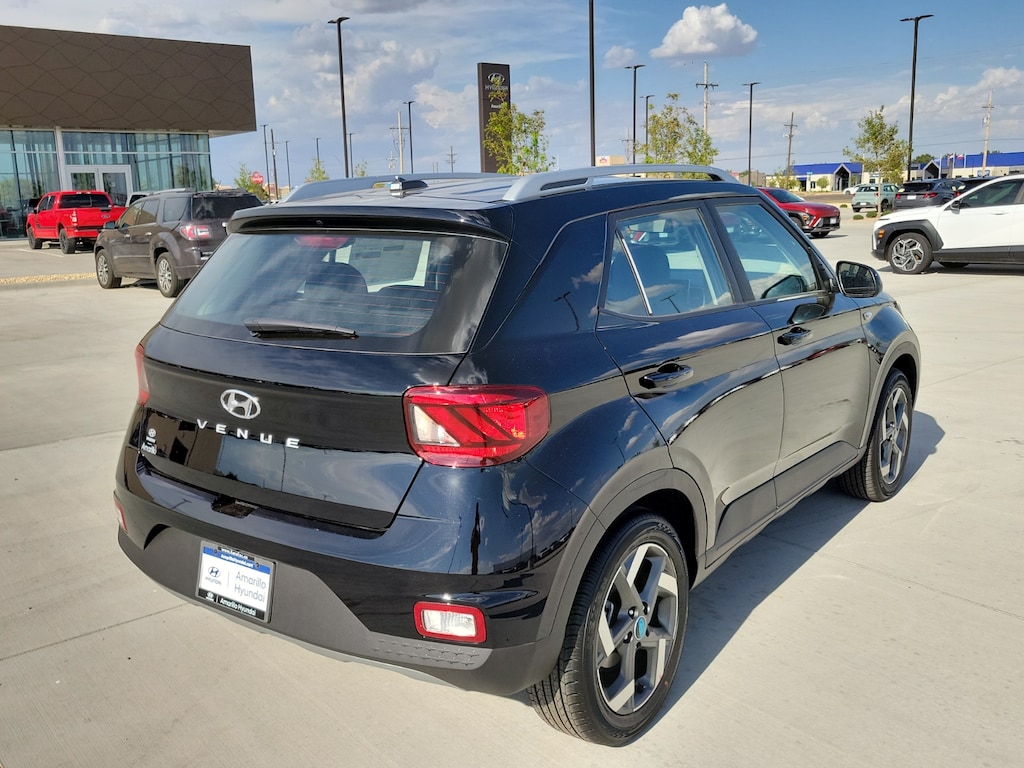 New 2026 Hyundai Venue SEL SUV