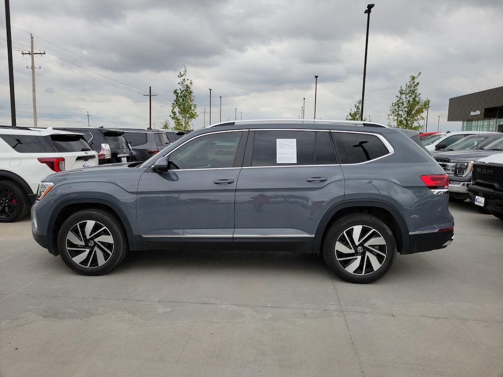 Used 2025 Volkswagen Atlas 2.0T SEL Sport Utility