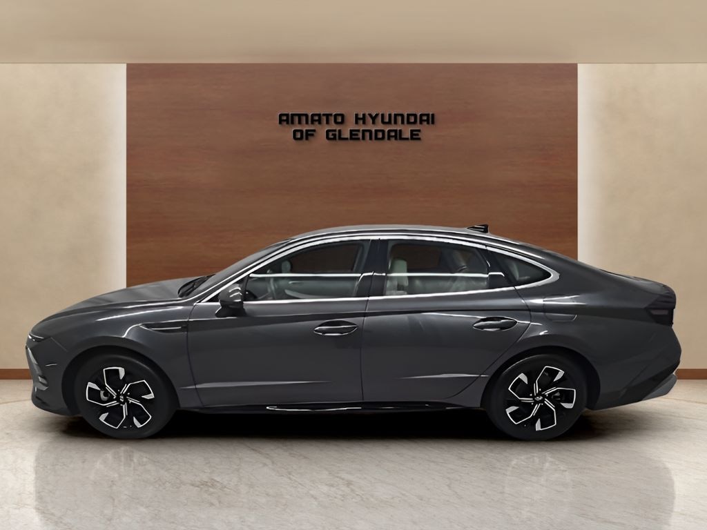 Used 2025 Hyundai Sonata SEL Sedan