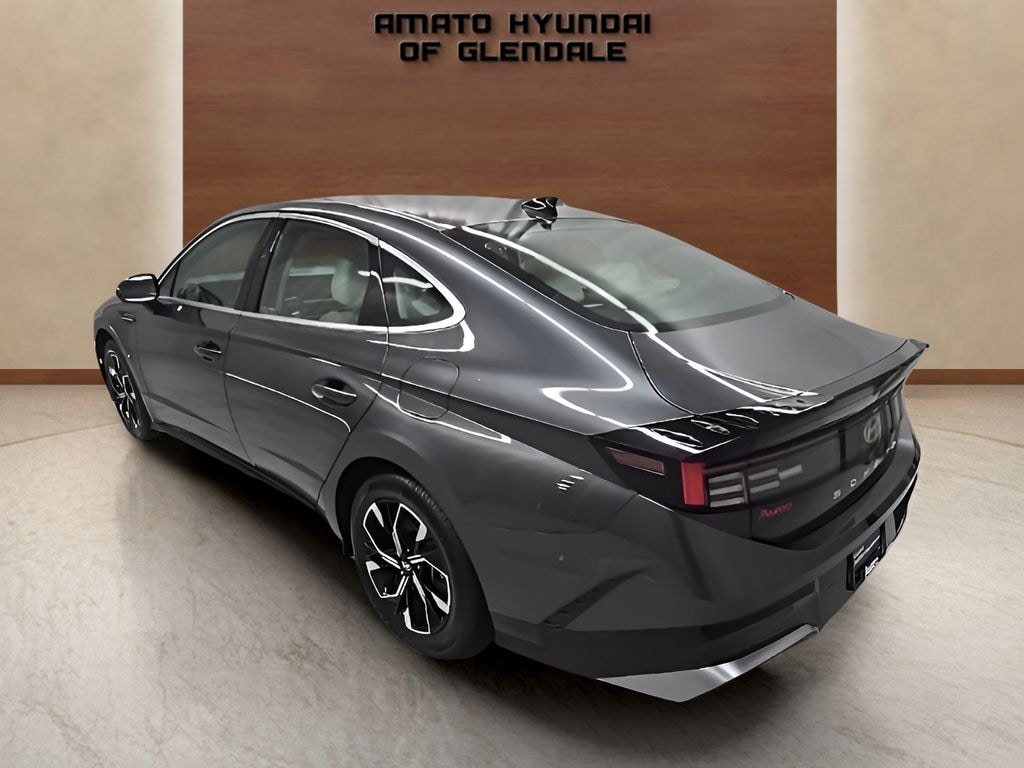 Used 2025 Hyundai Sonata SEL Sedan