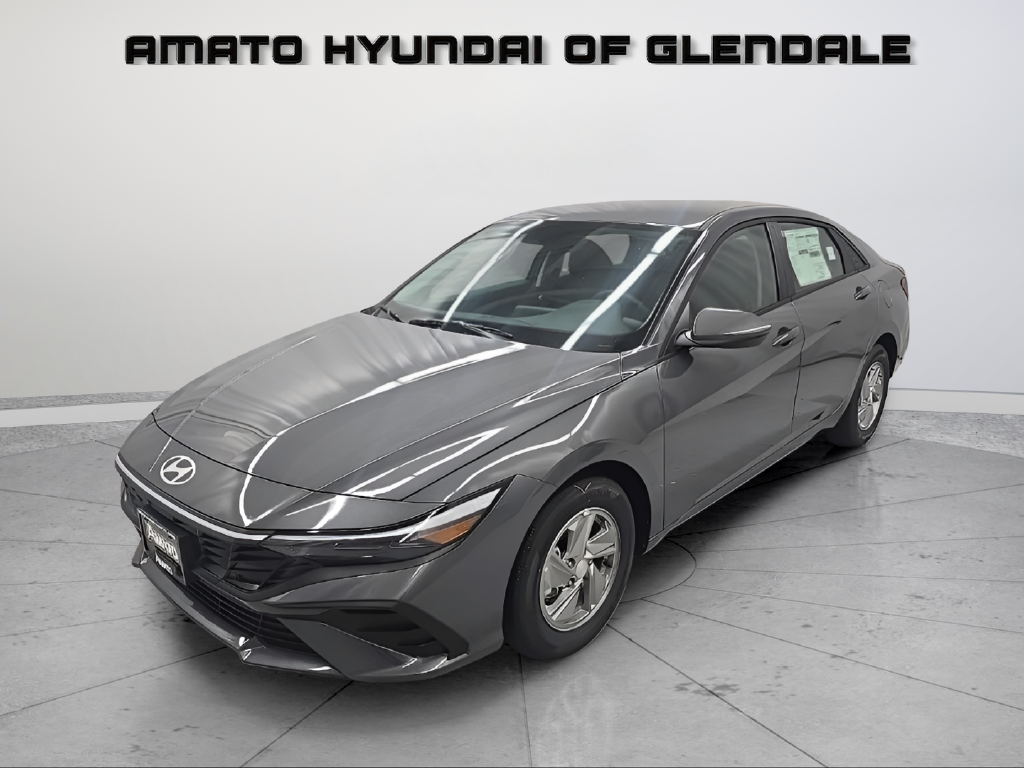 New 2026 Hyundai Elantra SE Sedan