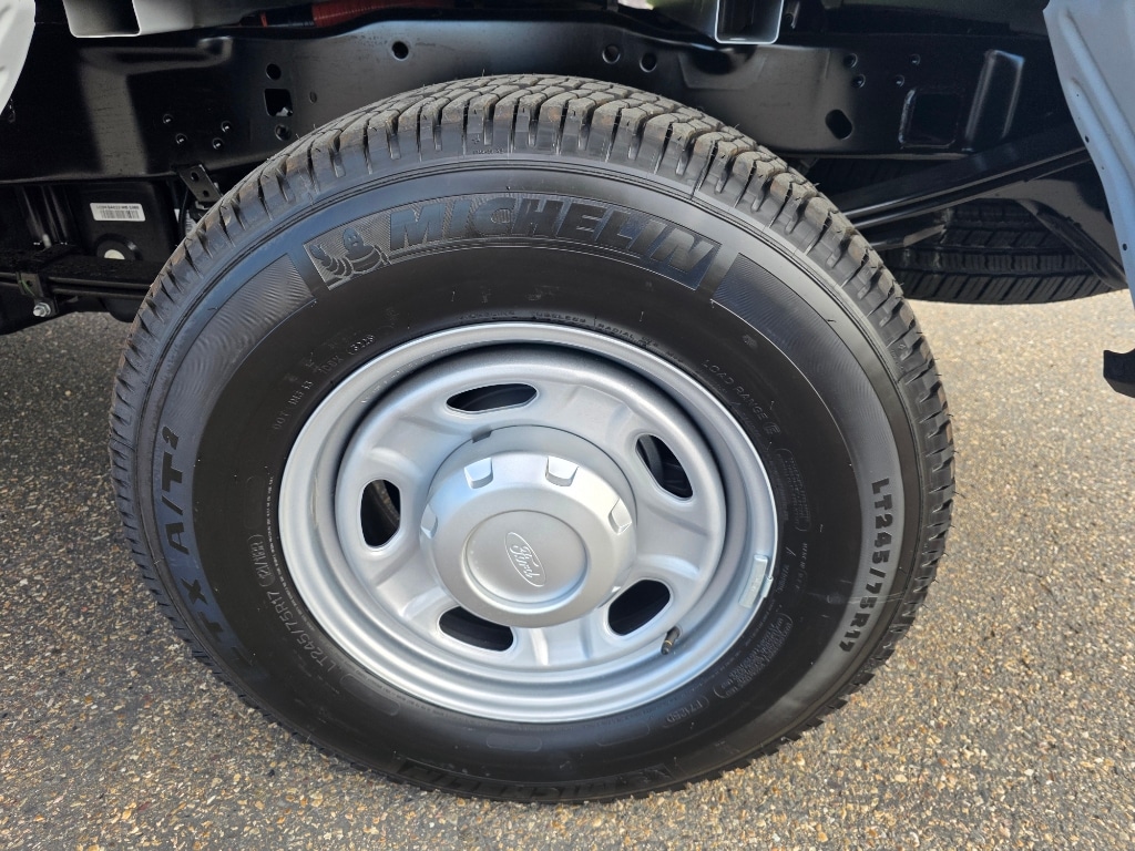 2026 Ford F-250 Super Duty XL - Photo 6