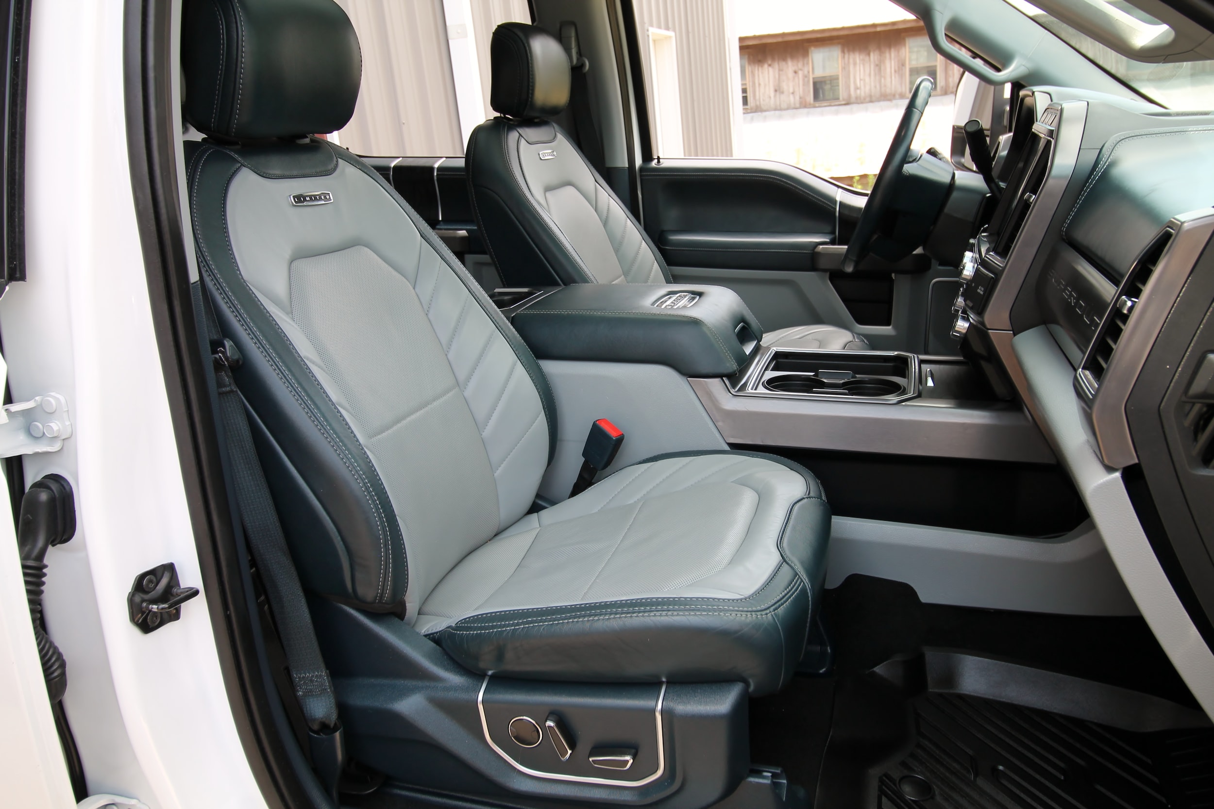 2022 Ford F-250 Super Duty Limited - Photo 43