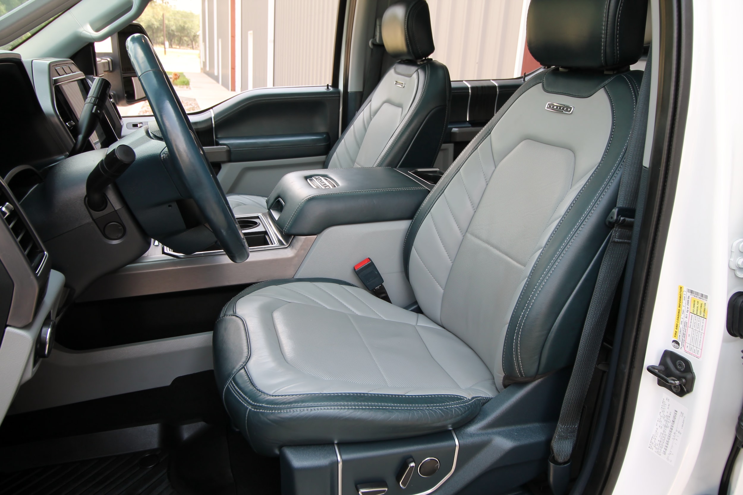 2022 Ford F-250 Super Duty Limited - Photo 24