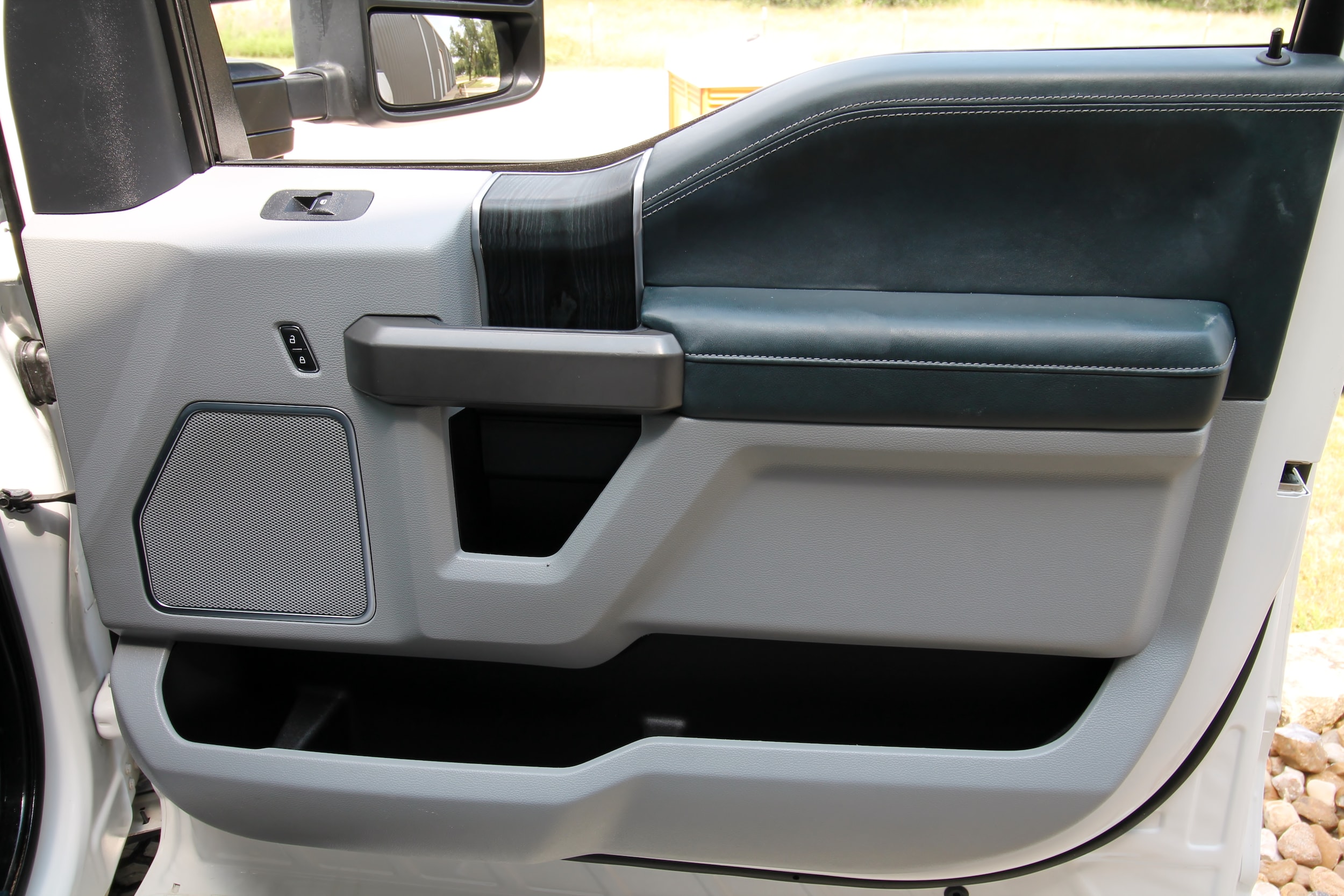 2022 Ford F-250 Super Duty Limited - Photo 40