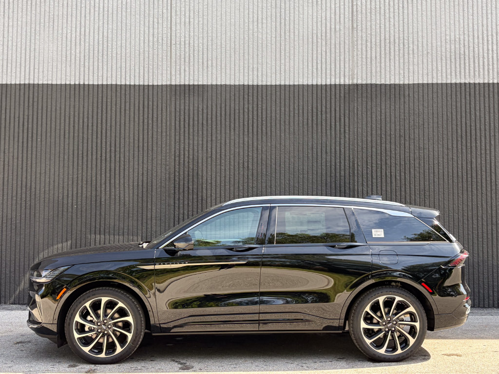 New 2026 Lincoln Nautilus Black Label SUV