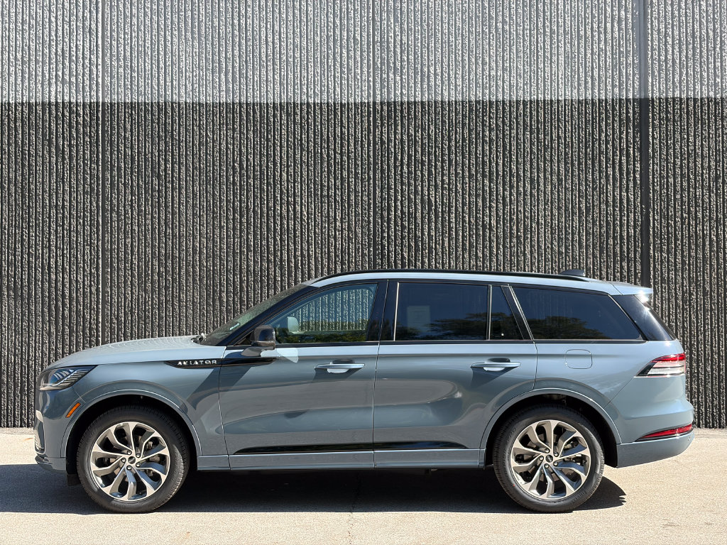 New 2026 Lincoln Aviator Premiere SUV