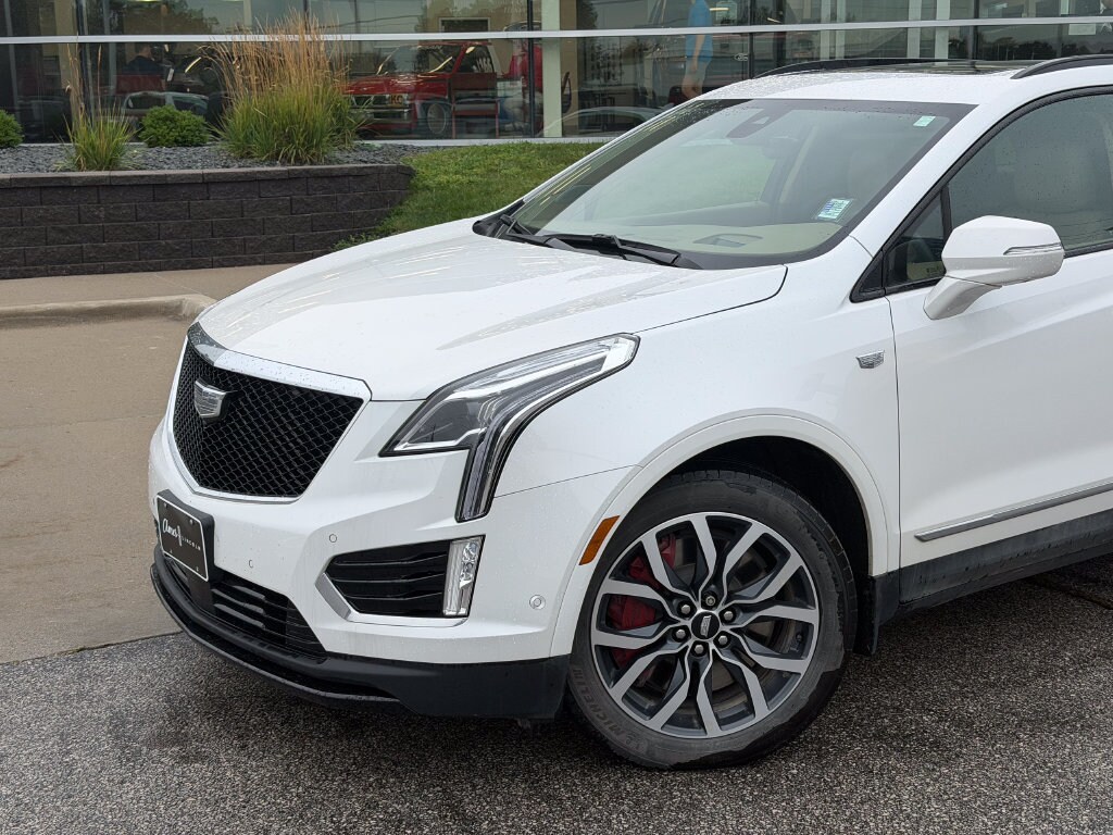 Used 2024 Cadillac XT5 Sport SUV