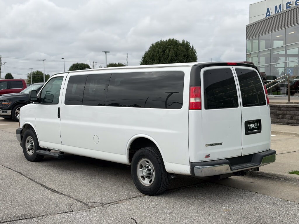 Certified 2017 Chevrolet Express 3500 LT Minivan/Van