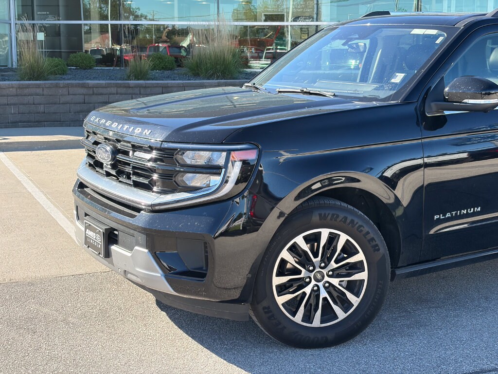 Certified 2025 Ford Expedition Max Platinum SUV