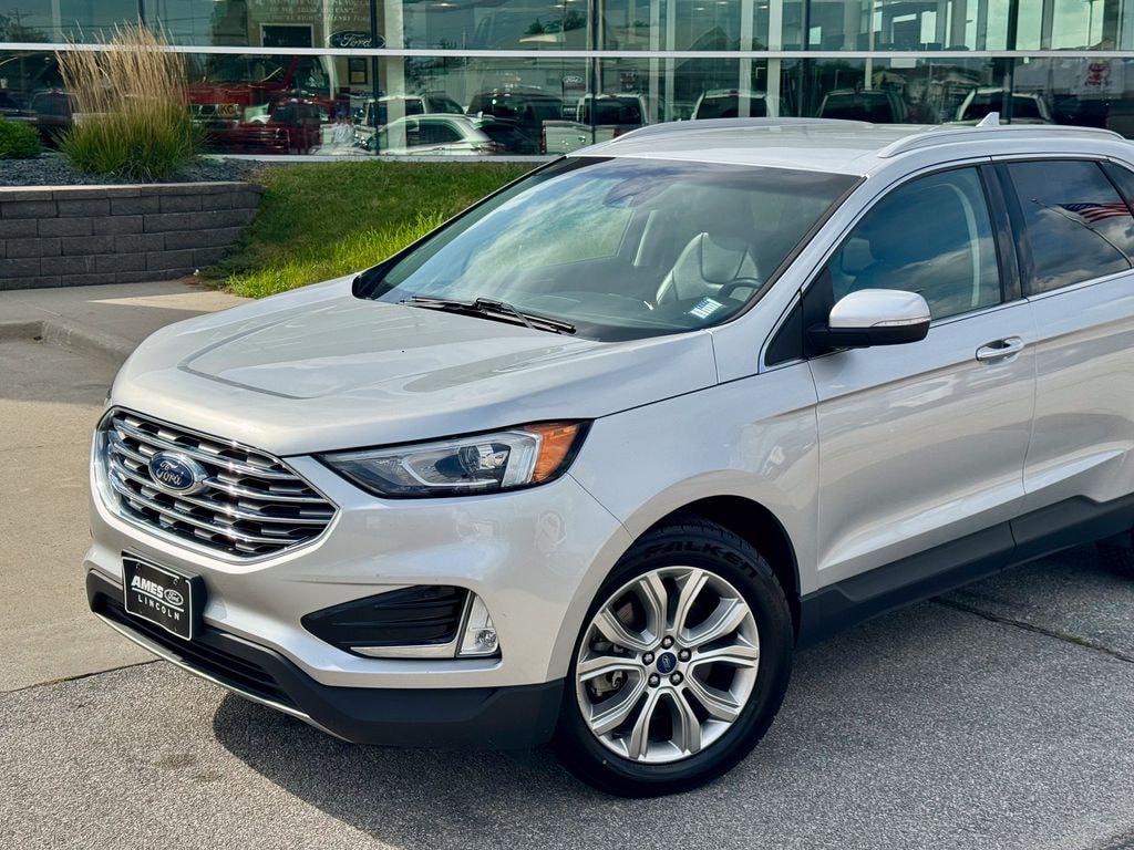 Used 2019 Ford Edge Titanium SUV