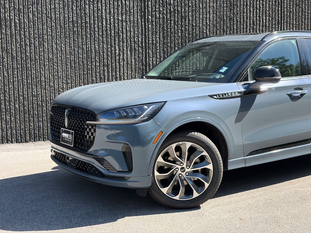 New 2026 Lincoln Aviator Premiere SUV