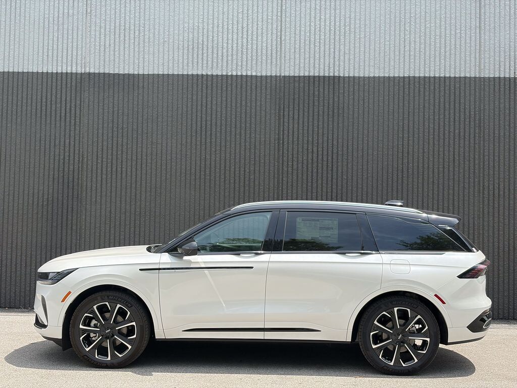 New 2026 Lincoln Nautilus Reserve SUV