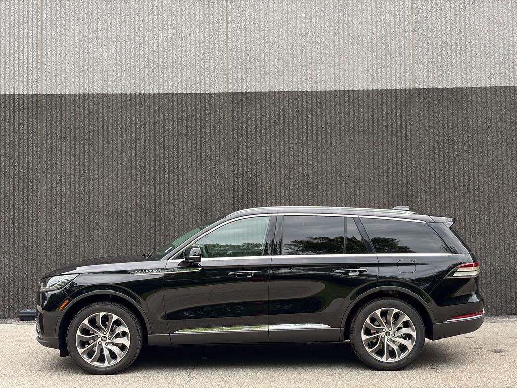 New 2026 Lincoln Aviator Premiere SUV