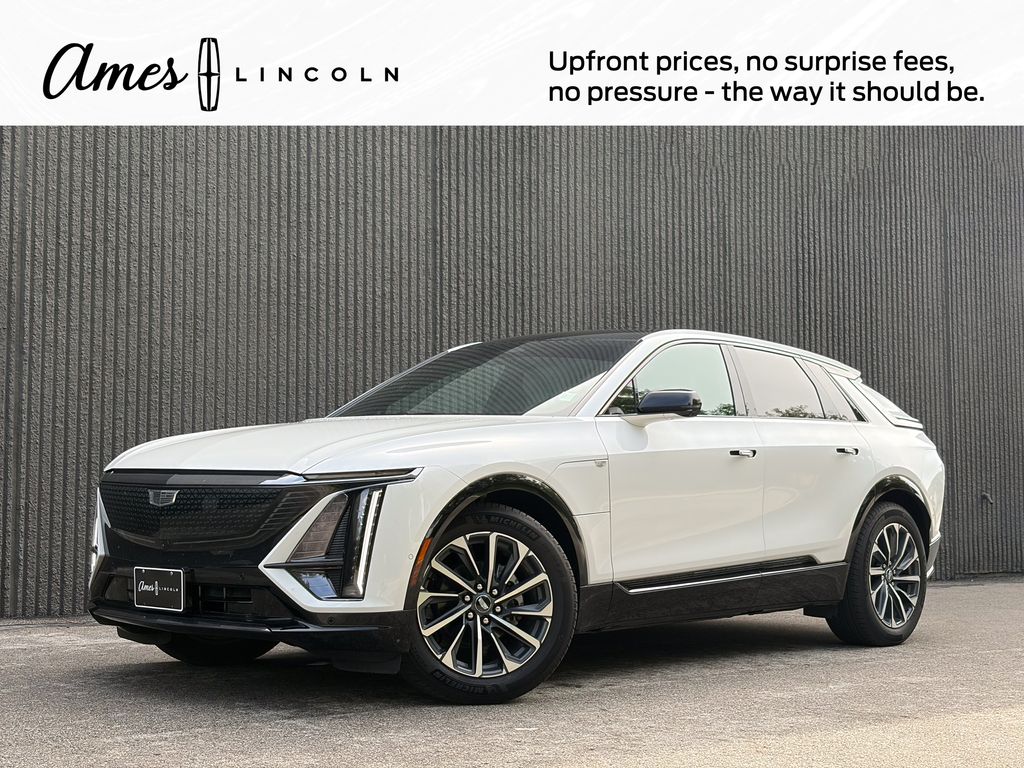 2024 Cadillac LYRIQ