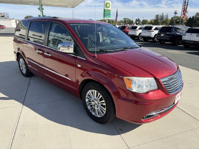 2014 Chrysler Town & Country