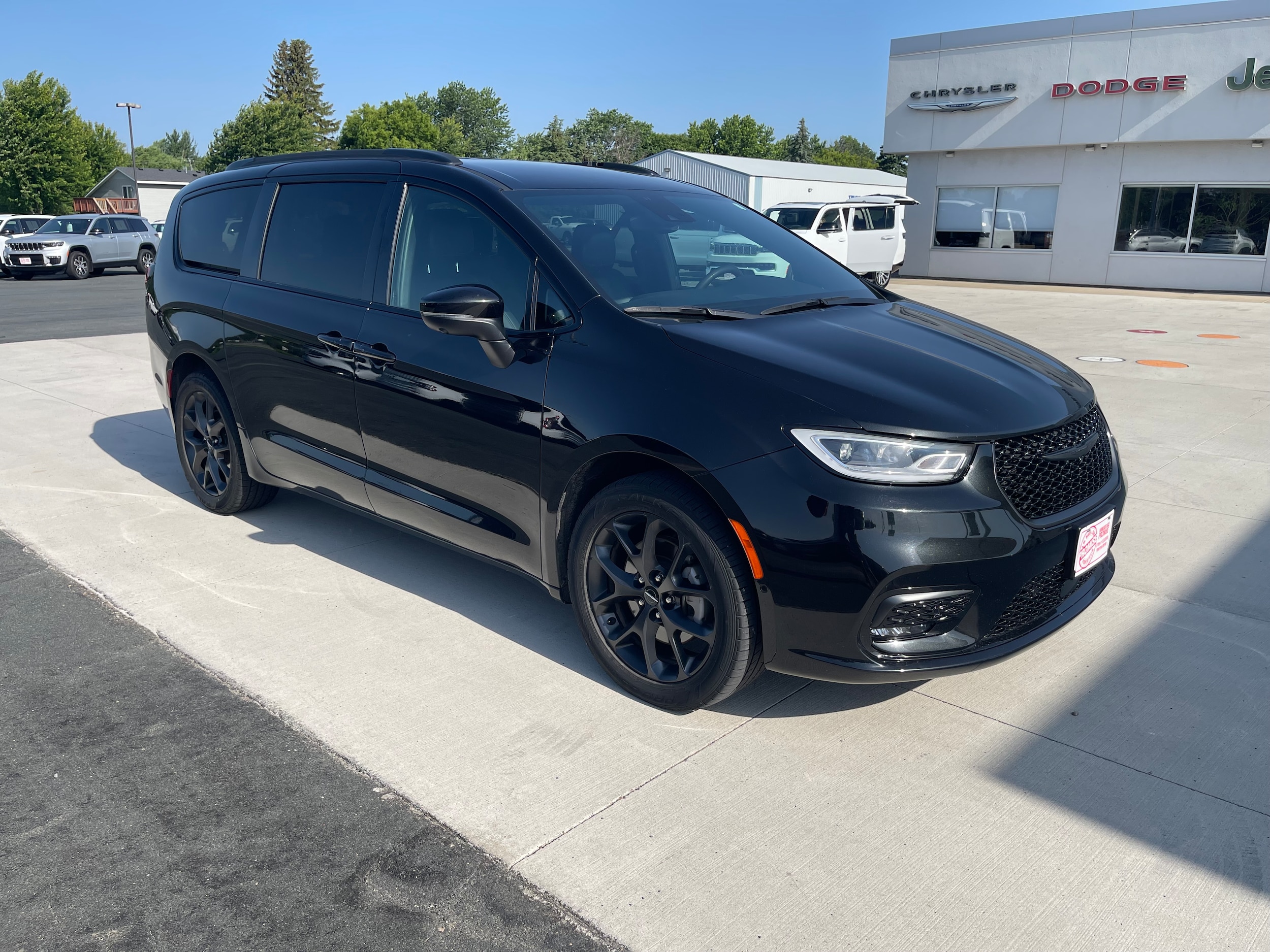 2023 Chrysler Pacifica