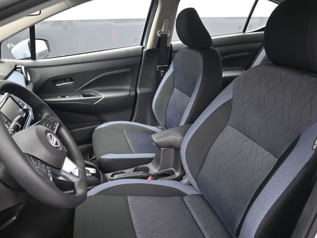 2025 Nissan Versa Sedan SV - Photo 10