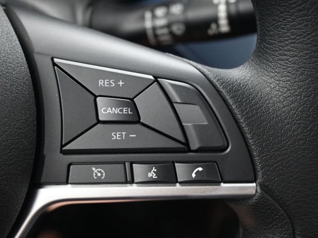 2025 Nissan Versa Sedan SV - Photo 21