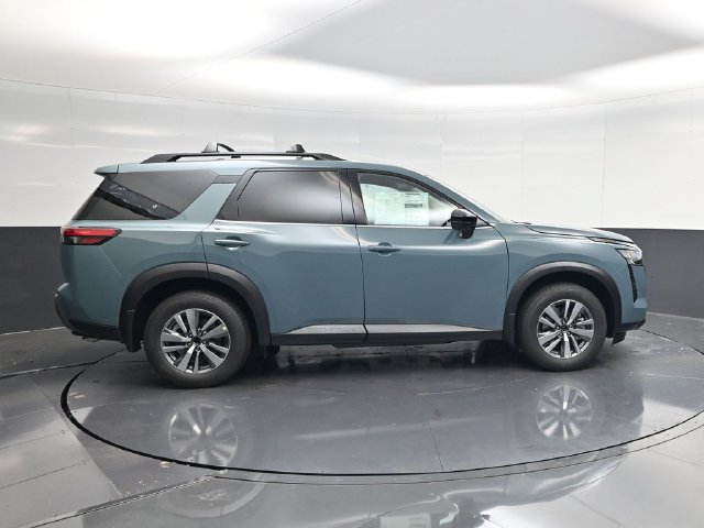 New 2026 Nissan Pathfinder SL SUV
