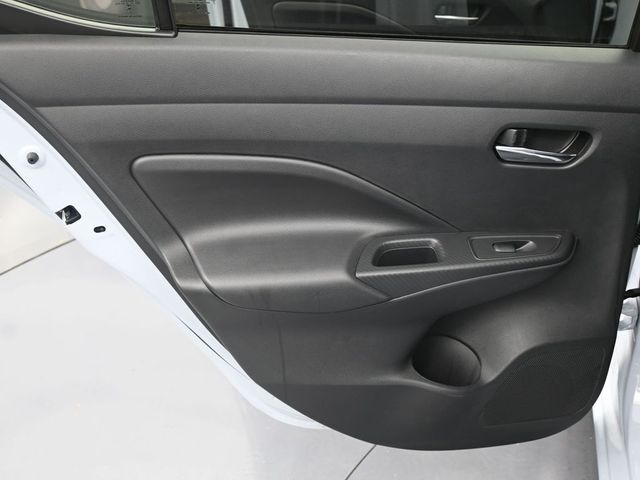 2025 Nissan Versa Sedan SV - Photo 13