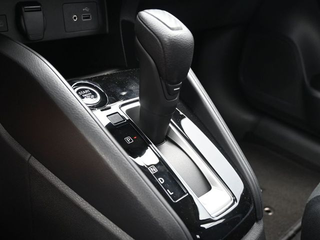 2025 Nissan Versa Sedan SV - Photo 26