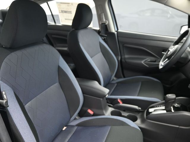 2025 Nissan Versa Sedan SV - Photo 18