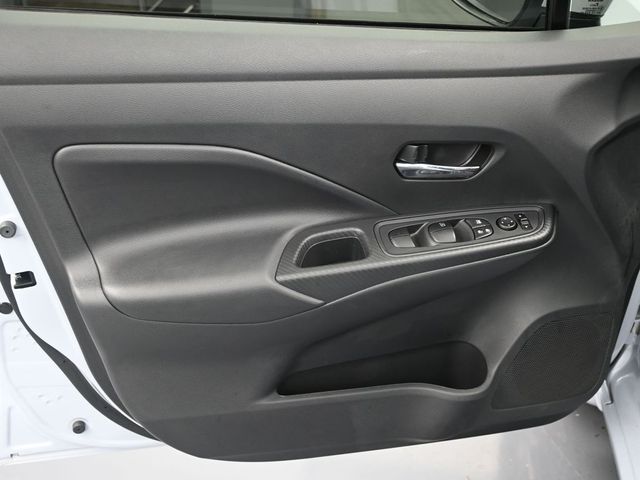 2025 Nissan Versa Sedan SV - Photo 8