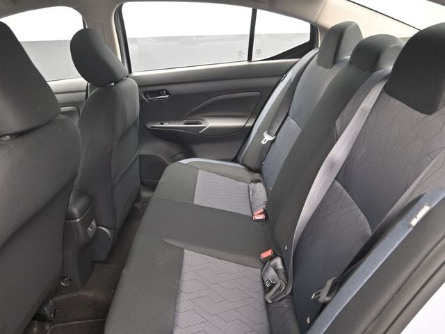2025 Nissan Versa Sedan SV - Photo 15