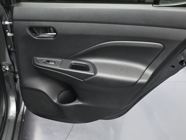 2025 Nissan Versa Sedan SV - Photo 18
