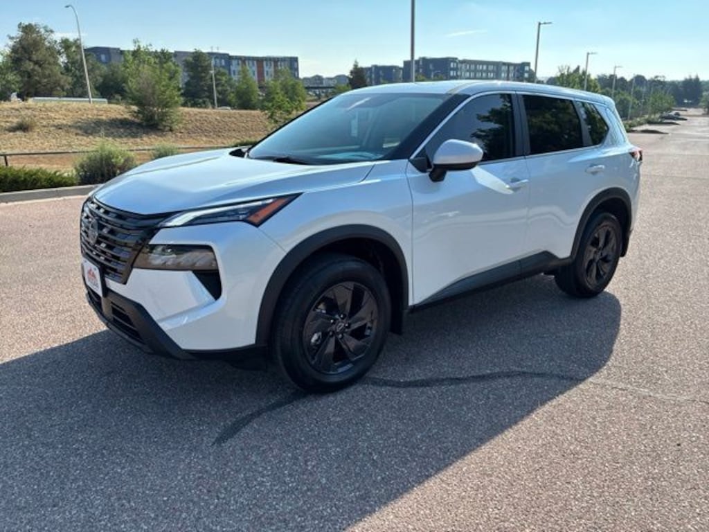 New 2026 Nissan Rogue SV SUV