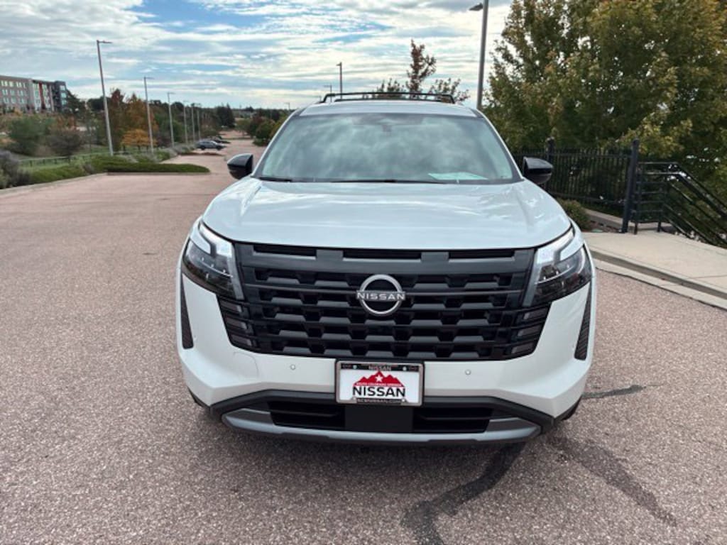 New 2026 Nissan Pathfinder Platinum SUV