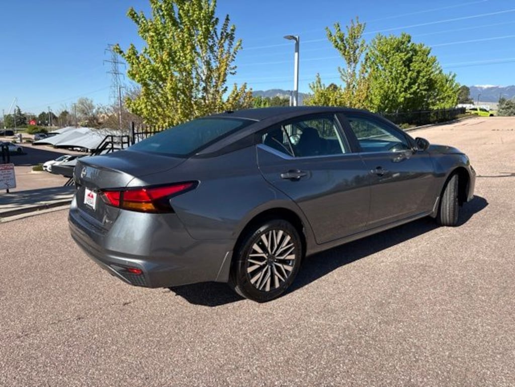 New 2026 Nissan Altima SV Sedan