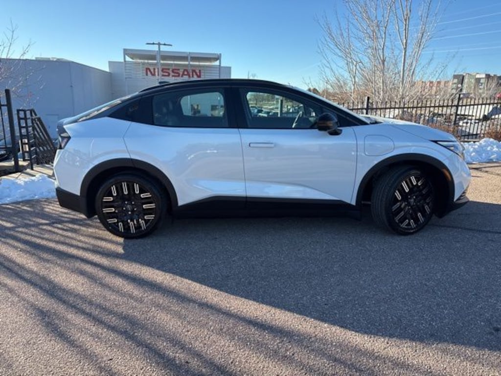 New 2026 Nissan Leaf Platinum+ SUV