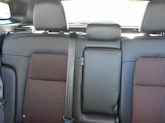 2026 Nissan KICKS SR AWD - Photo 12