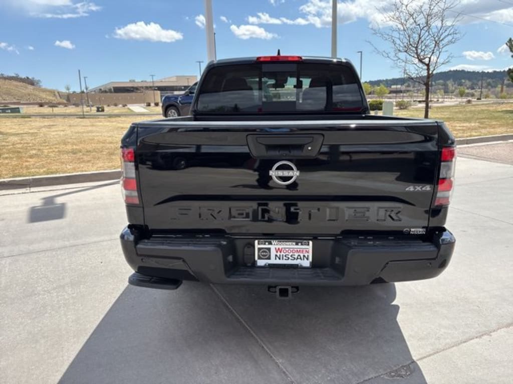 New 2026 Nissan Frontier SV Truck Crew Cab
