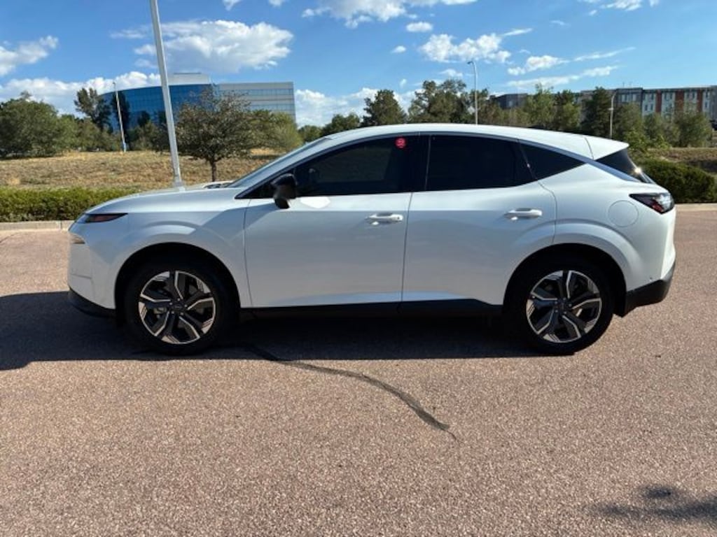 Used 2025 Nissan Murano SV SUV