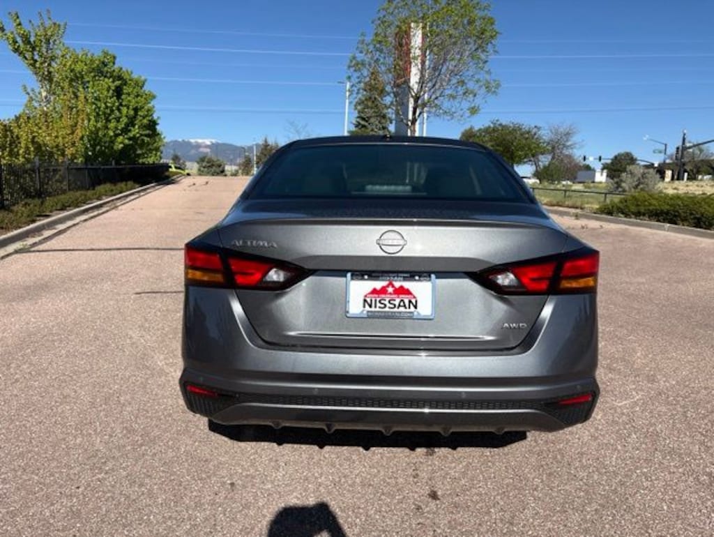 New 2026 Nissan Altima SV Sedan