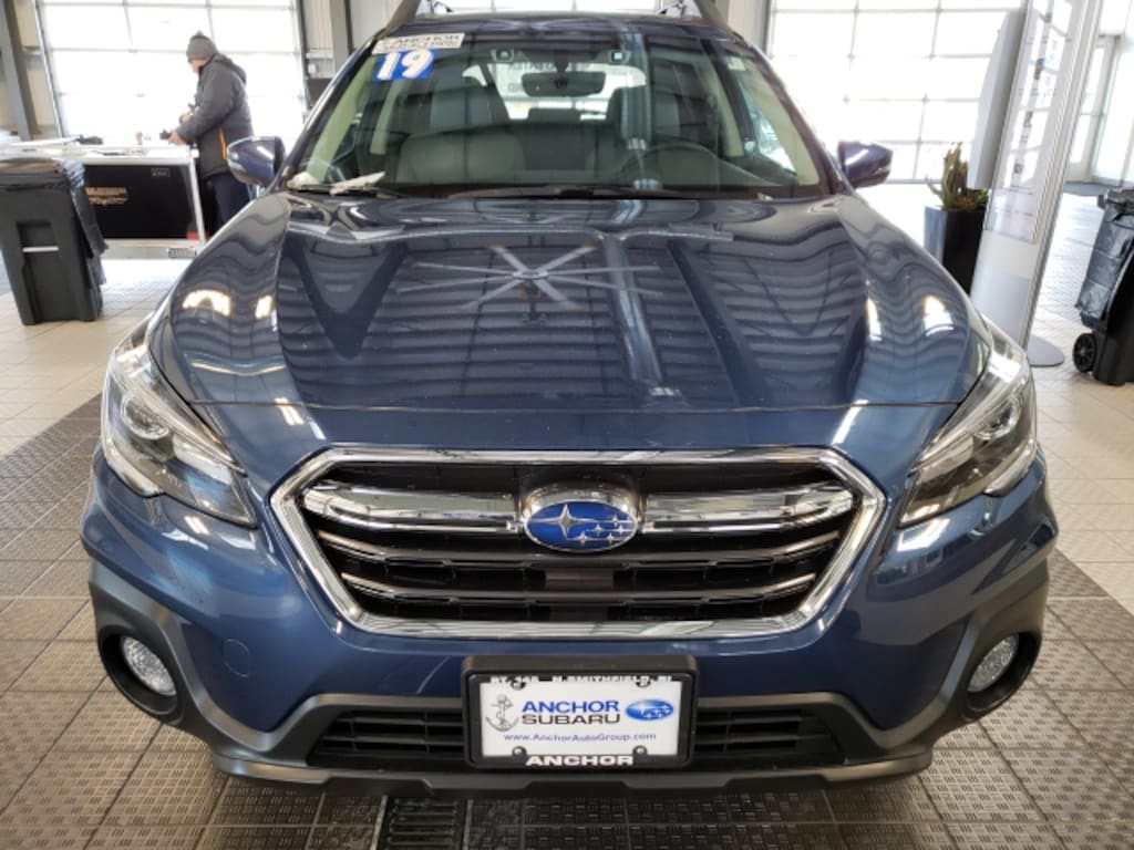 New 2019 Subaru Outback 2.5i Limited SUV