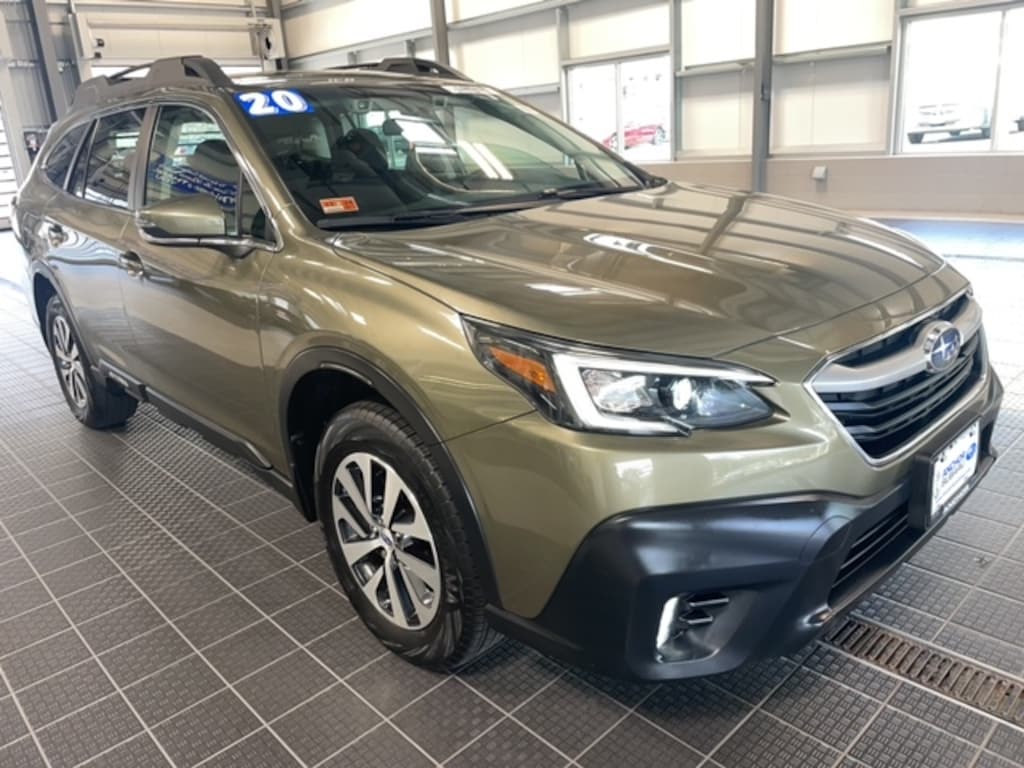 Used 2020 Subaru Outback Premium SUV