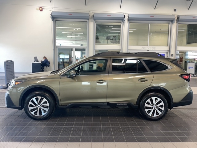 Used 2020 Subaru Outback Premium SUV