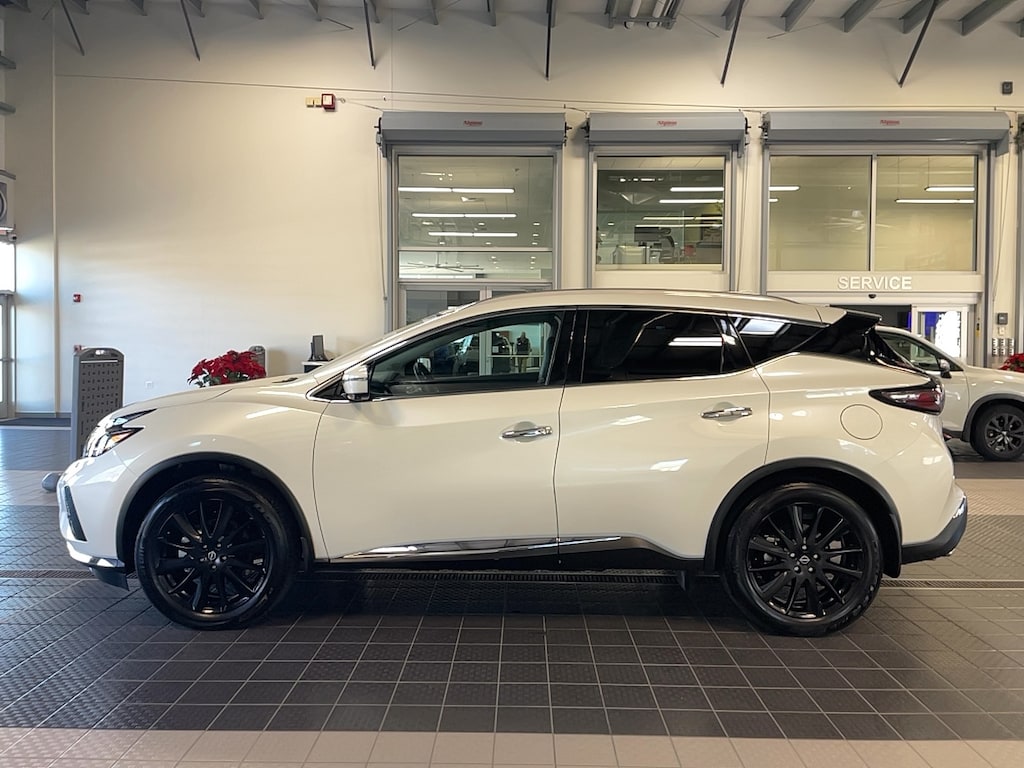 Used 2024 Nissan Murano PLATINUM AWD SUV