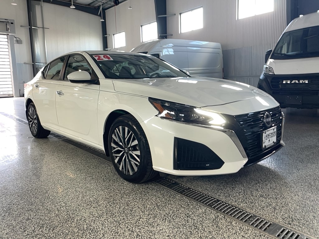 Used 2024 Nissan Altima 2.5 SV PREMIUM AWD Sedan