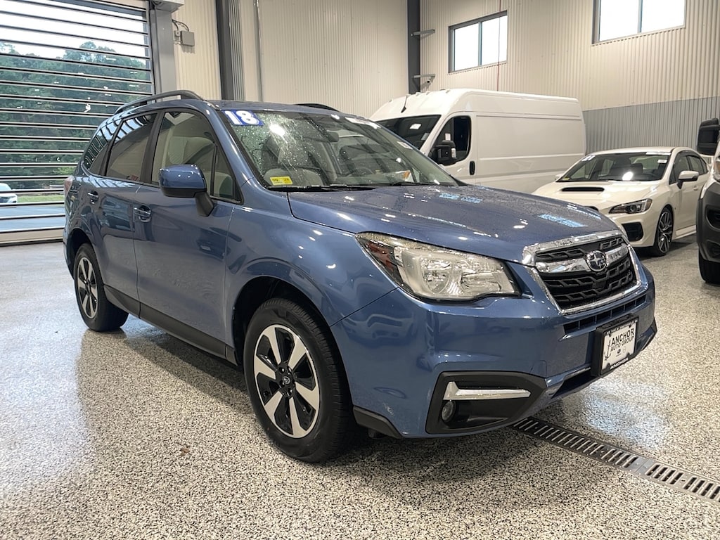 Used 2018 Subaru Forester PREMIUM SUV