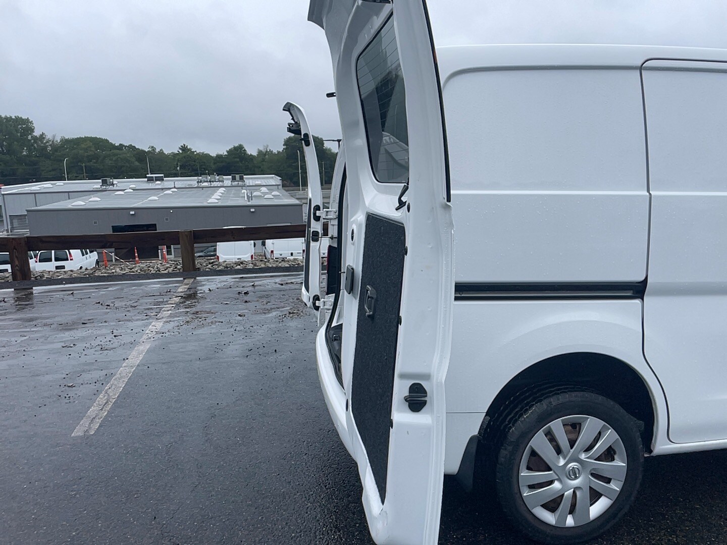2020 Nissan NV200 SV - Photo 8
