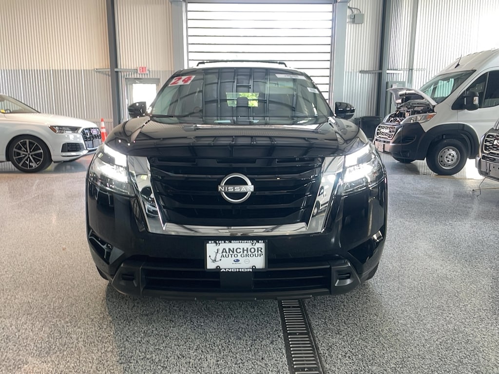 Used 2024 Nissan Pathfinder SV PREMIUM 4X4 SUV