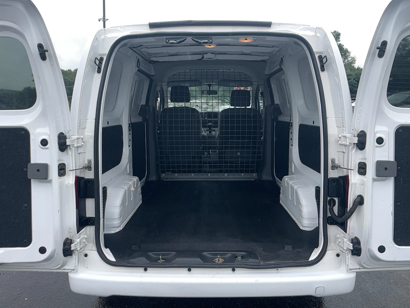 2020 Nissan NV200 SV - Photo 9