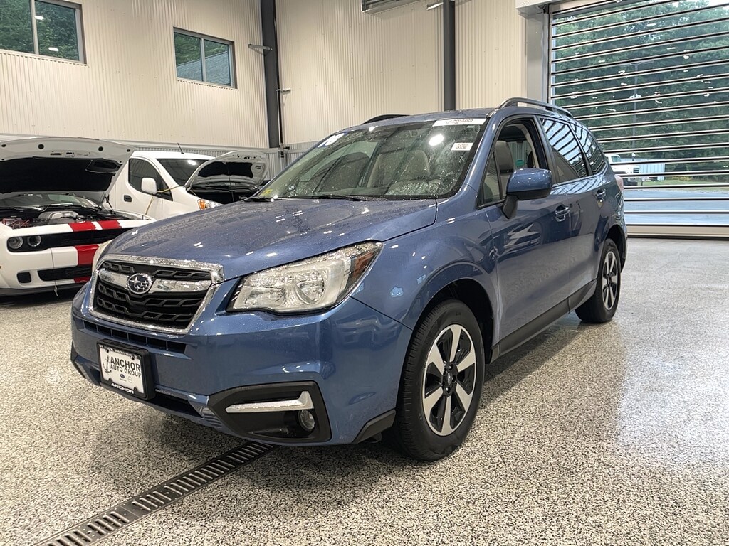 Used 2018 Subaru Forester PREMIUM SUV