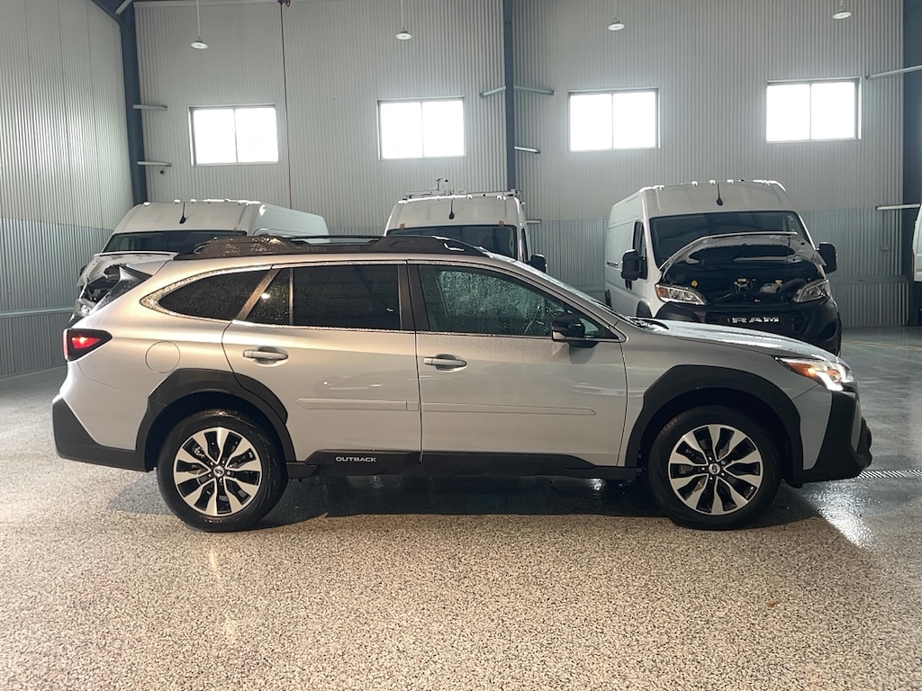 Used 2025 Subaru Outback LIMITED XT SUV